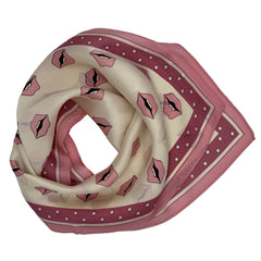 Seidentuch „Nikituch“ – Beige mit pinkem Kussmund | 100 % Seide | 53x53 cm