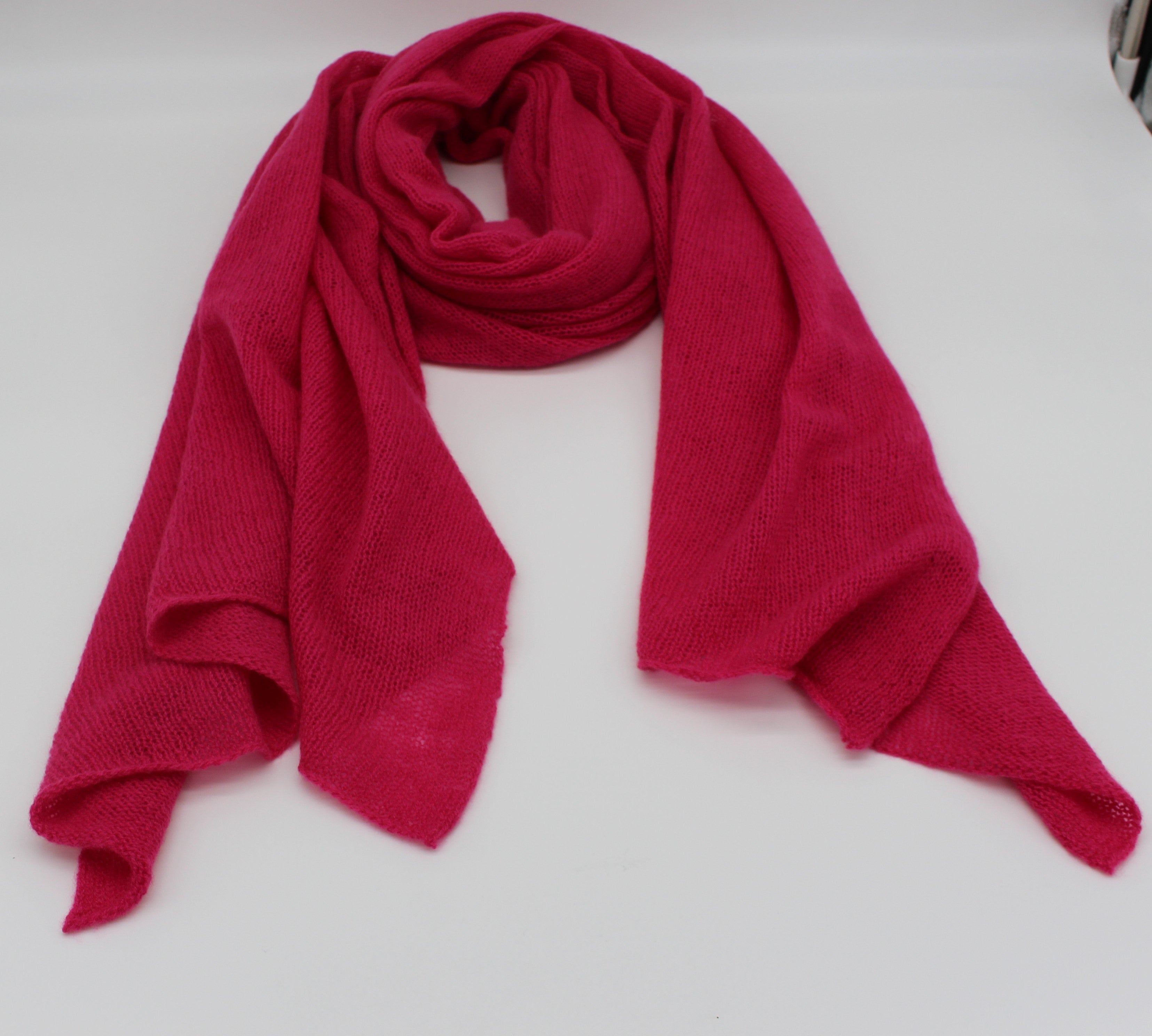 Handgestrickter Kaschmirschal – locker & luftig