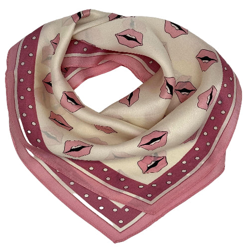 Seidentuch „Nikituch“ – Beige mit pinkem Kussmund | 100 % Seide | 53x53 cm